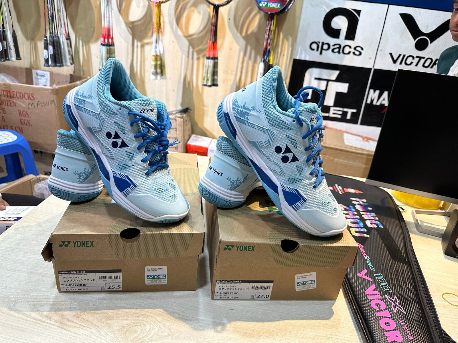 YONEX POWER CUSHION ECLIPSION Z WIDE