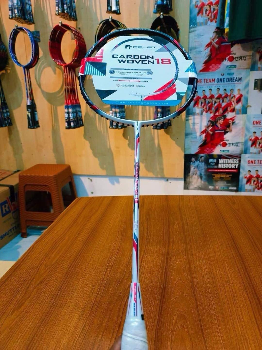 FELET CARBON WOVEN 18 BADMINTON RACQUET (100% ORIGINAL)